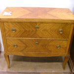 332 8144 CHEST OF DRAWERS